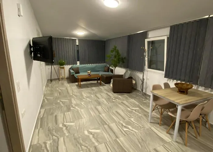 Four Seasons Hébergement de vacances